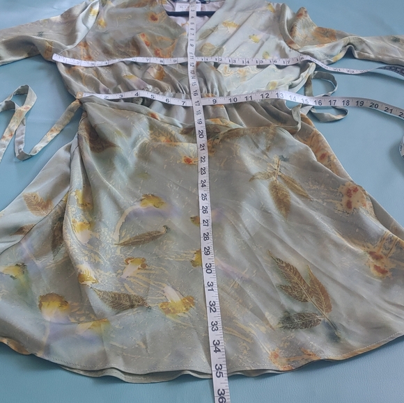 ZARA BLOGGER FAVORITE PRINTED SATIN EFFECT PAREO DRESS - Picture 7 of 11